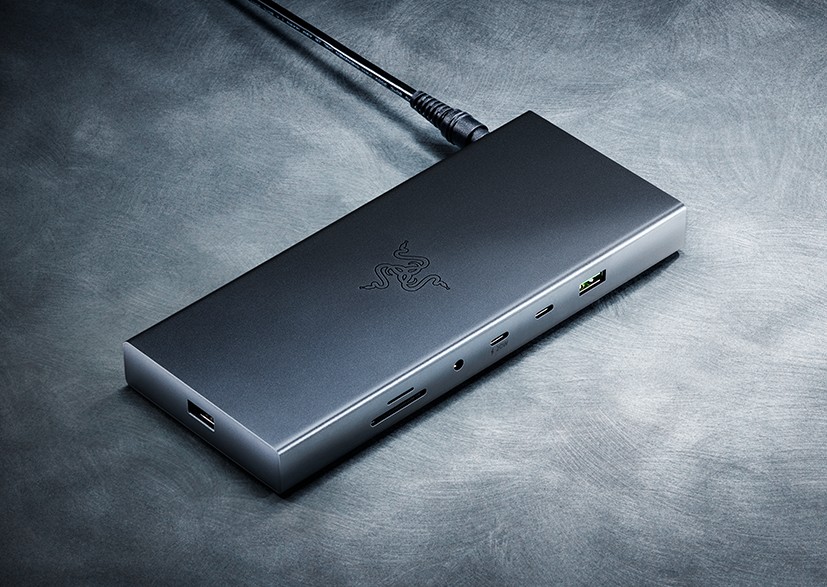 Razer USB 4 Dock: 14 Ports (Type C, Type A, HDMI, DP, Ethernet, SD